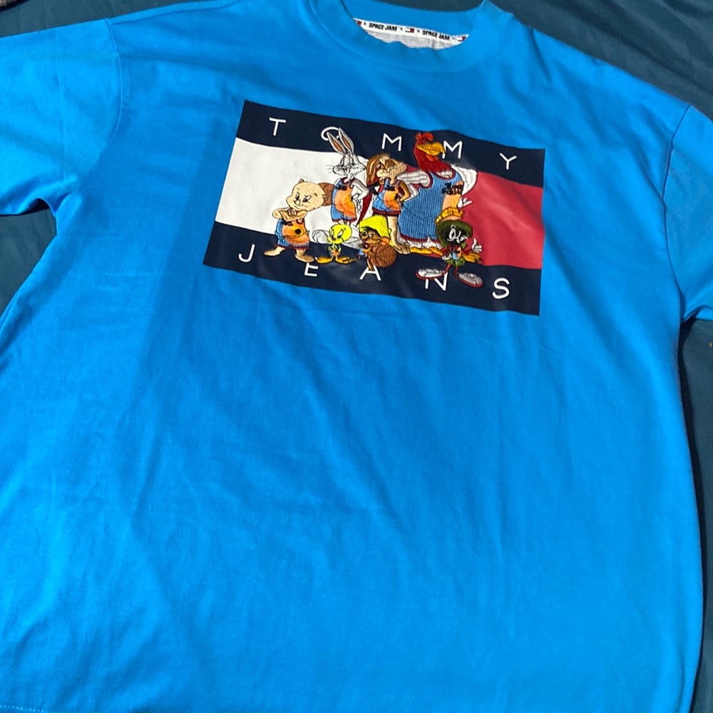 NWOT Tommy Hilfiger space jam shirt